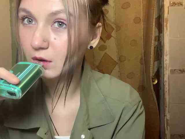 NakitaBayardo webcam