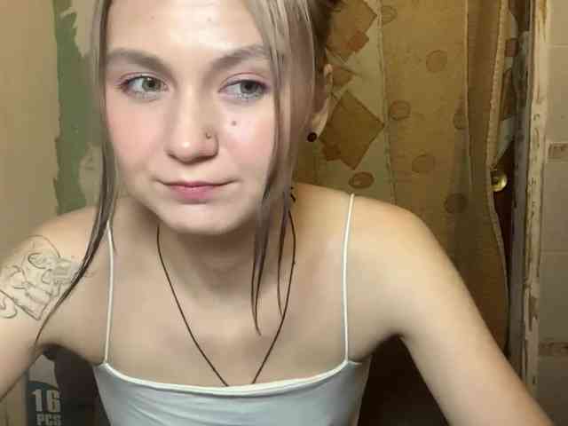 NakitaBayardo webcam