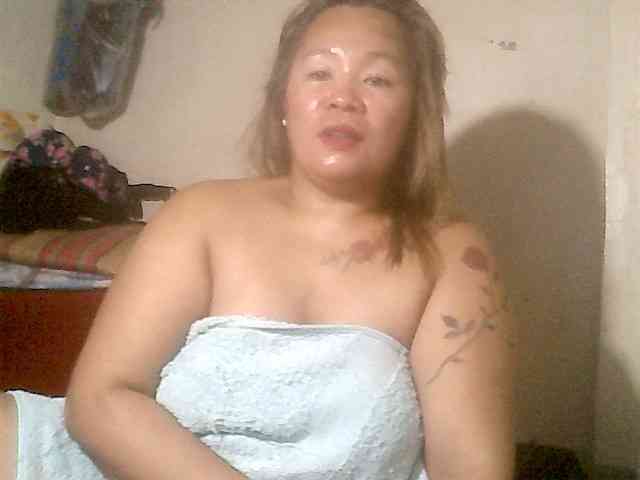 redlips-45 webcam