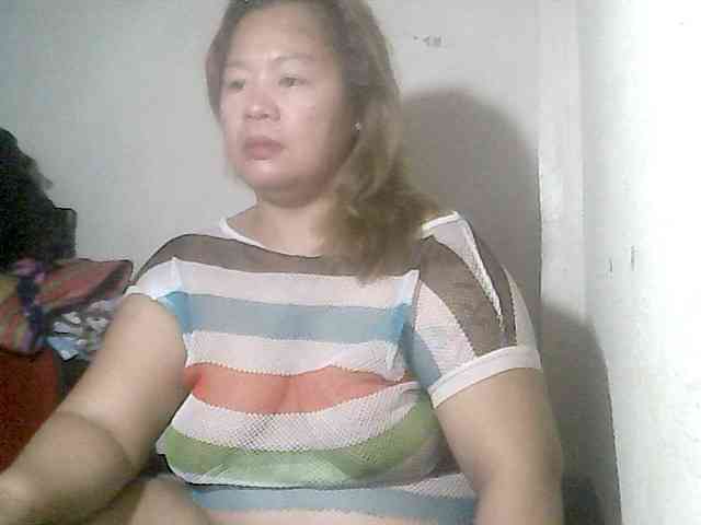 redlips-45 webcam