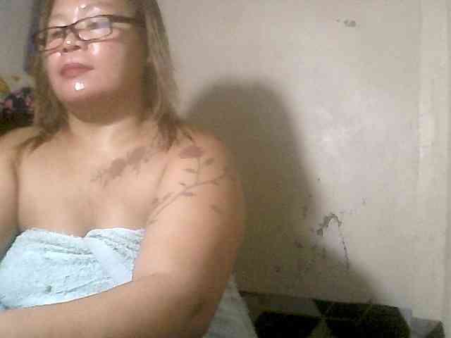 redlips-45 webcam