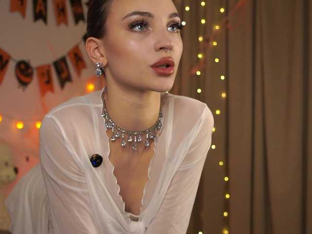 Accedi alla chat con il nickname beckymadsons beckymadsons