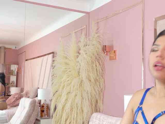 SarahPrescott webcam