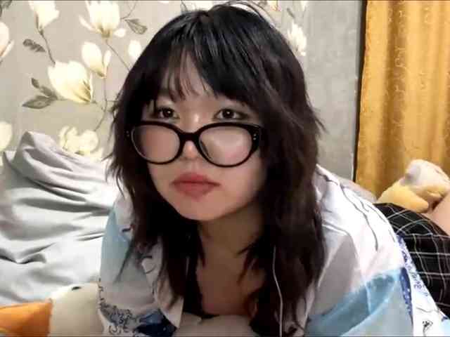 KizzyRookard webcam
