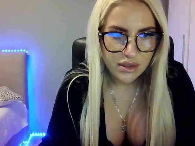 LeylaDesire webcam