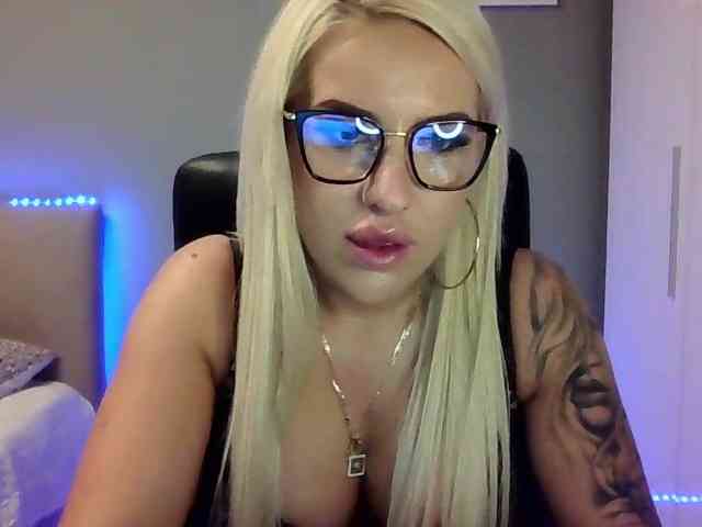 LeylaDesire webcam