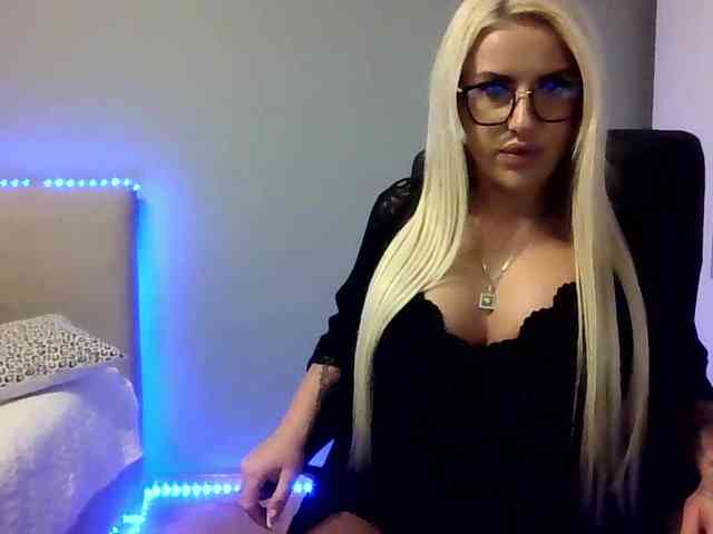 LeylaDesire webcam