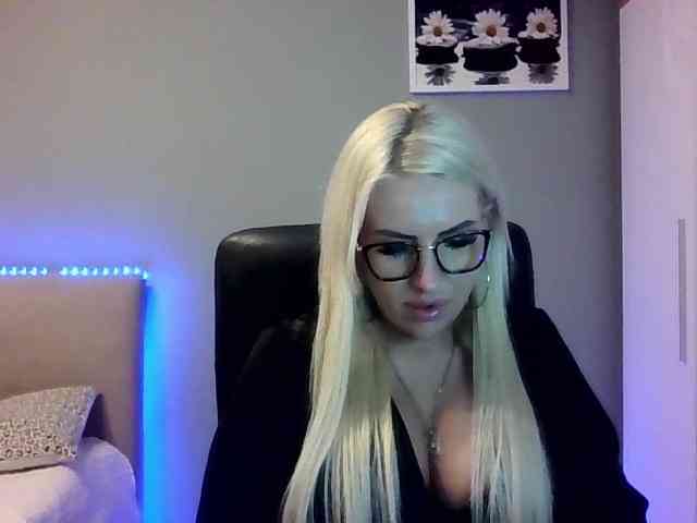 LeylaDesire webcam