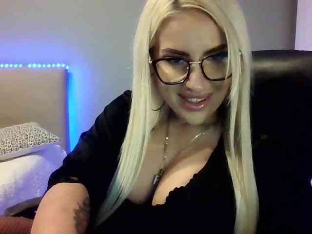 LeylaDesire webcam