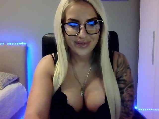LeylaDesire webcam