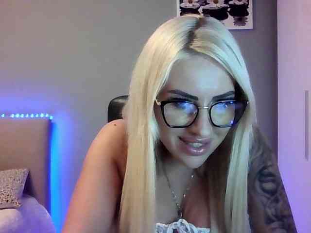 LeylaDesire webcam