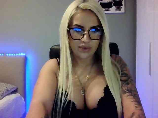 LeylaDesire webcam