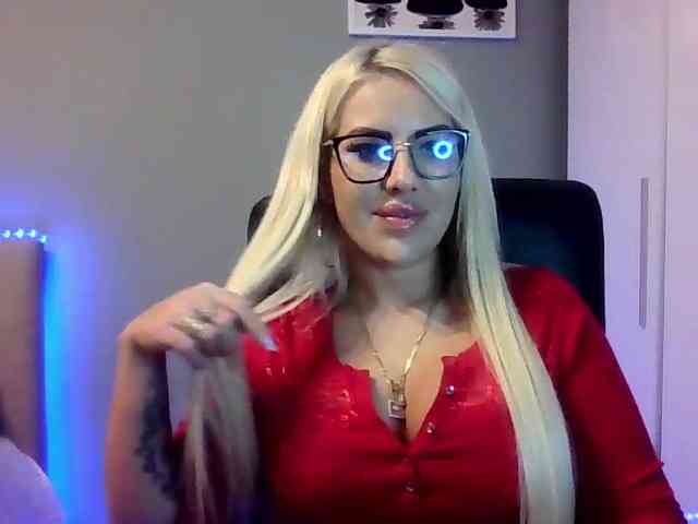 LeylaDesire webcam