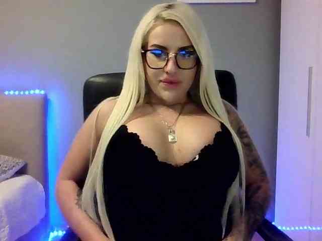 LeylaDesire webcam