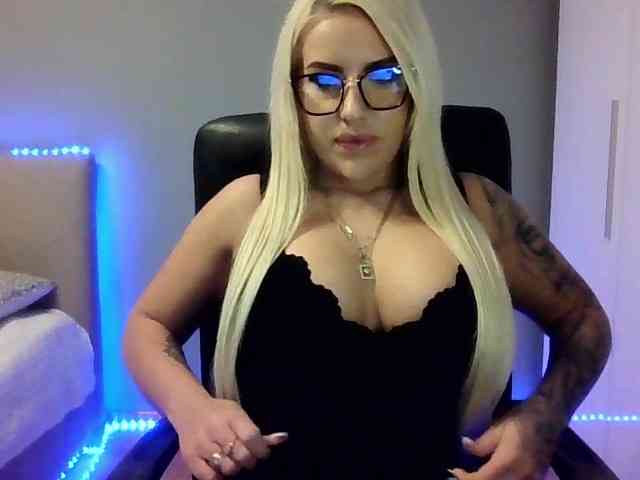 LeylaDesire webcam