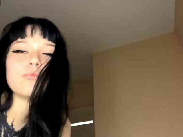 CharlaJarman webcam