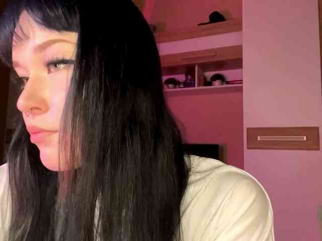 CharlaJarman webcam