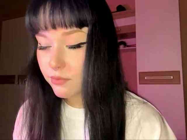 CharlaJarman webcam