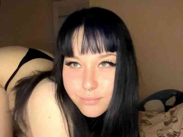 CharlaJarman webcam