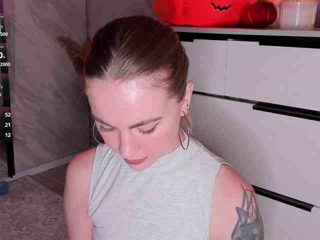 AlisaClark webcam