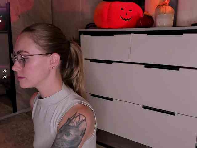 AlisaClark webcam