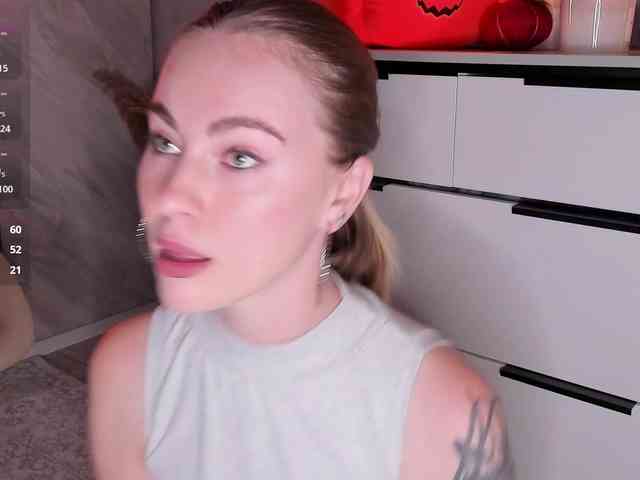 AlisaClark webcam