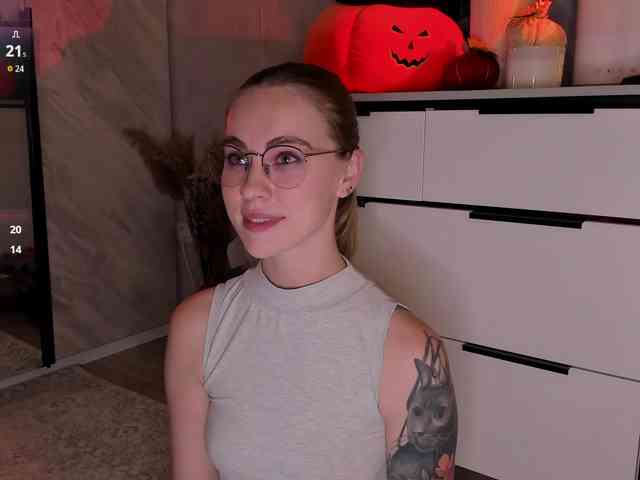 AlisaClark webcam