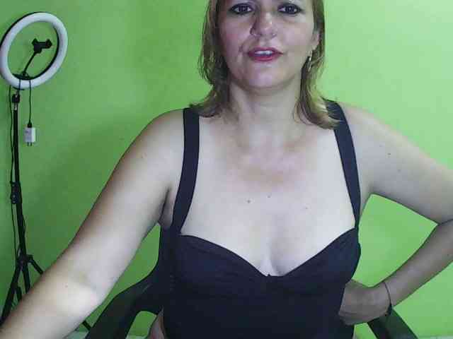 auroramia123 webcam