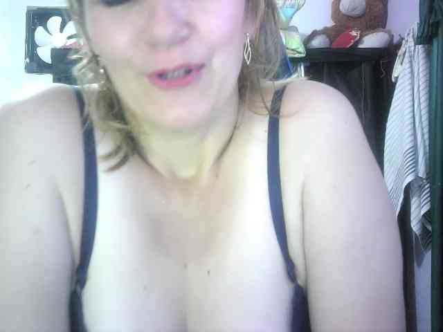 auroramia123 webcam