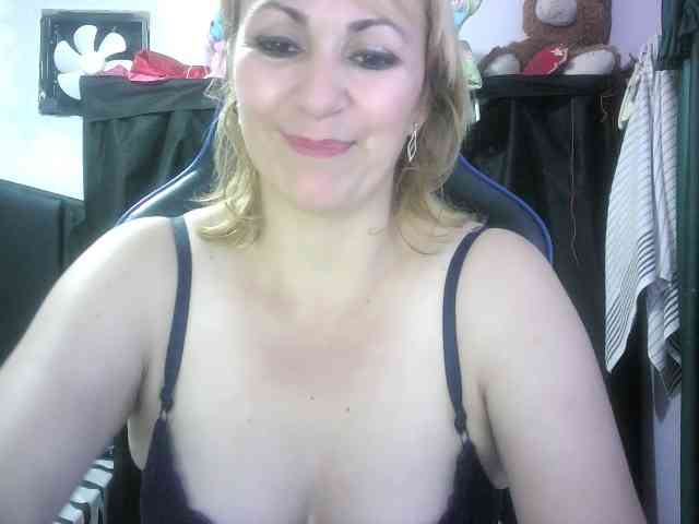 auroramia123 webcam
