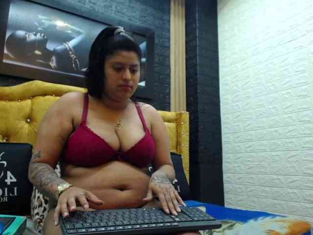 valeriwet webcam