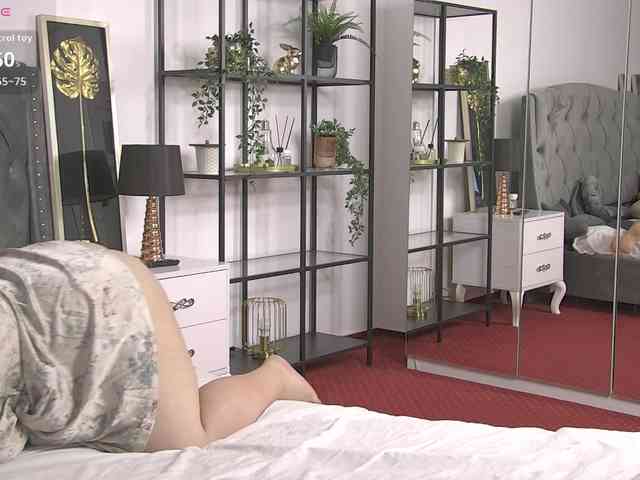 LaylaBlaze webcam