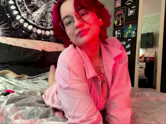 YoungAvenoso webcam