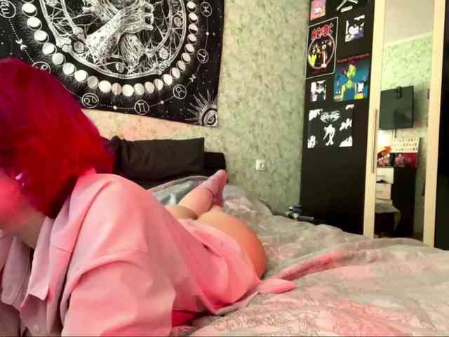 YoungAvenoso webcam
