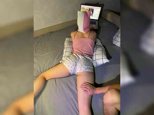 Lovemilss webcam