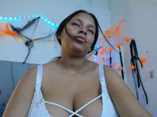 Camila-sex webcam