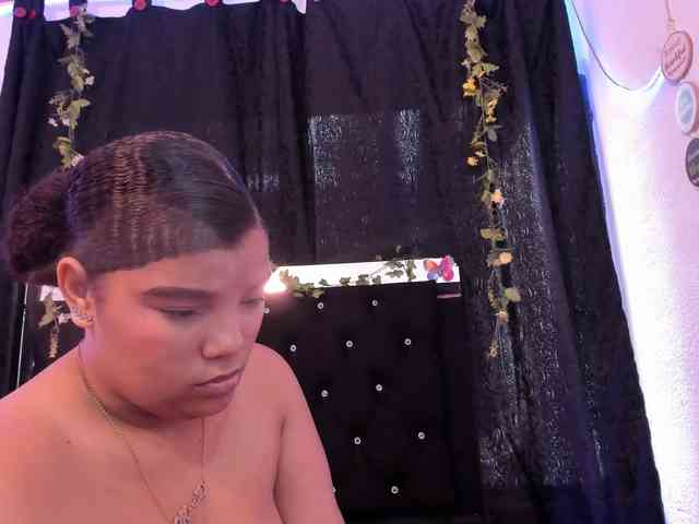 DayanRoux webcam