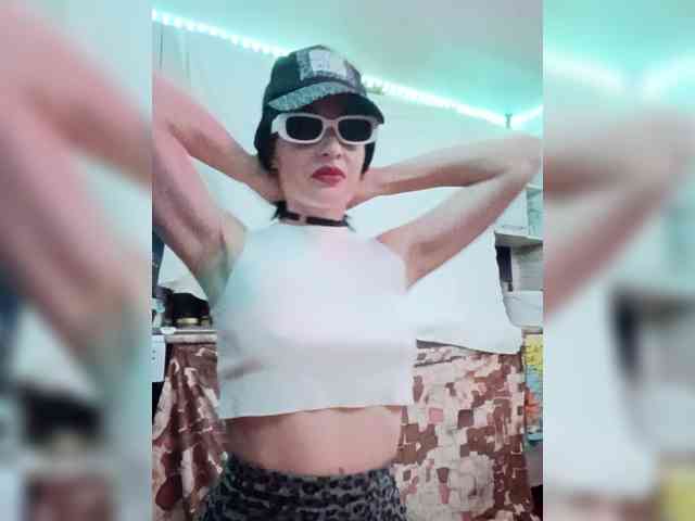 Bonnie777Clyde webcam