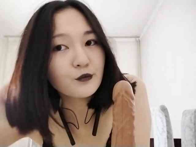 UrSweetieLeigh webcam