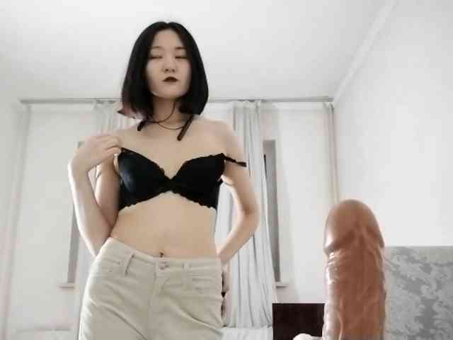 UrSweetieLeigh webcam