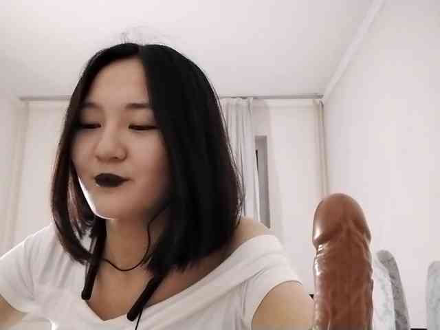 UrSweetieLeigh webcam