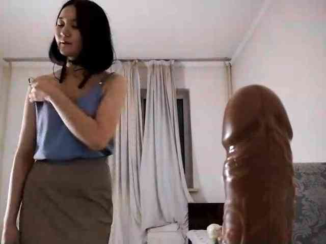 UrSweetieLeigh webcam