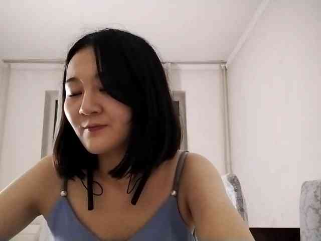 UrSweetieLeigh webcam