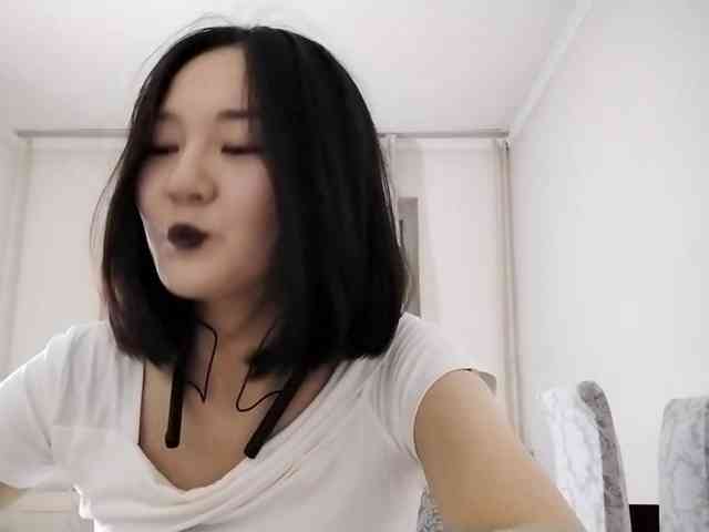 UrSweetieLeigh webcam