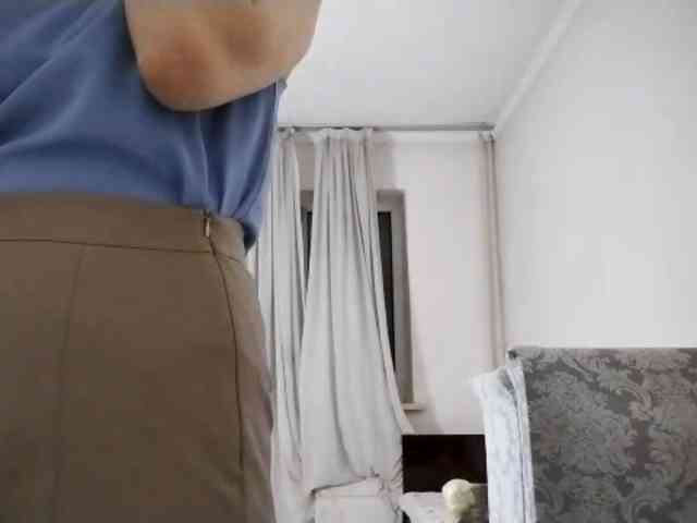 UrSweetieLeigh webcam