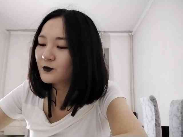 UrSweetieLeigh webcam