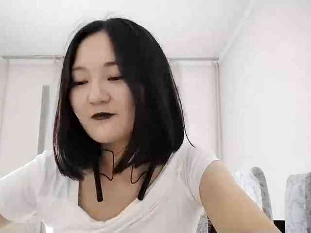 UrSweetieLeigh webcam