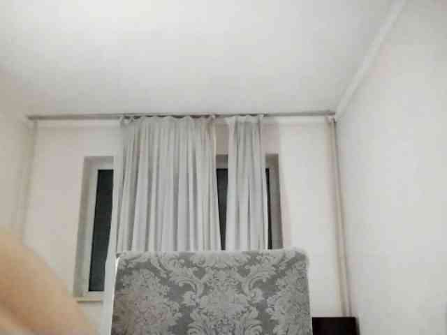 UrSweetieLeigh webcam
