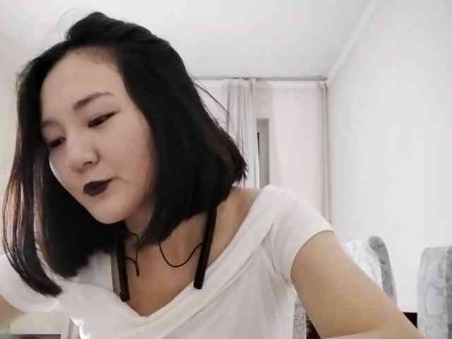 UrSweetieLeigh webcam