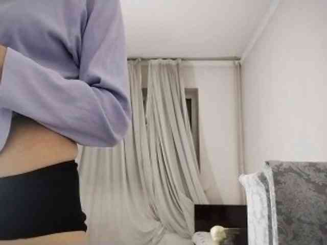 UrSweetieLeigh webcam